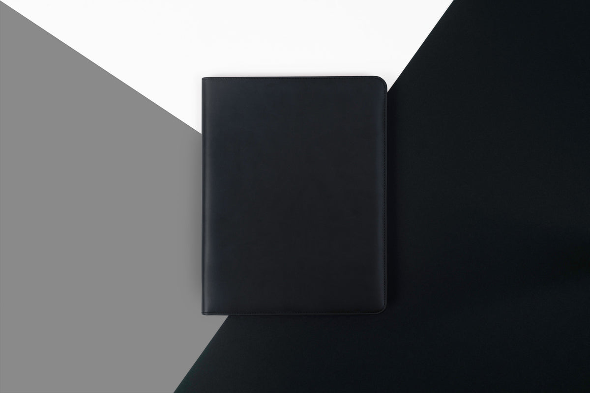 Intentus Organiser A4 PU Leather-Like Folder with Ruled Refill Pad - Clean Slate Black